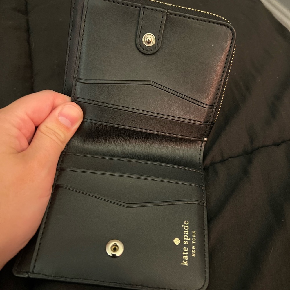 Kate Spade Wallet - Picture 4 of 6